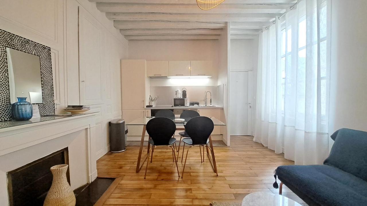 Appartement Centre Vieux Tours Dans Immeuble Historique 3P Buitenkant foto
